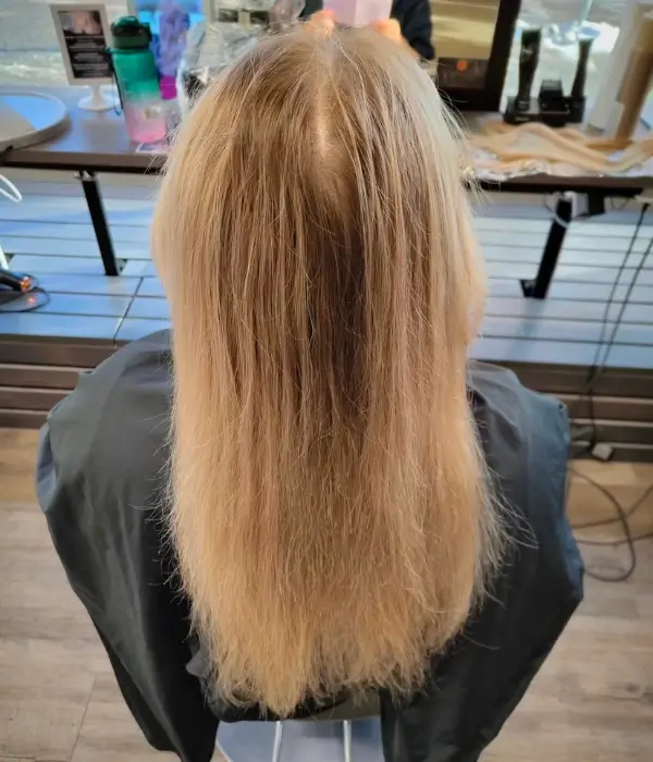 Ennen Beaded weft -hiustenpidennyksiä.